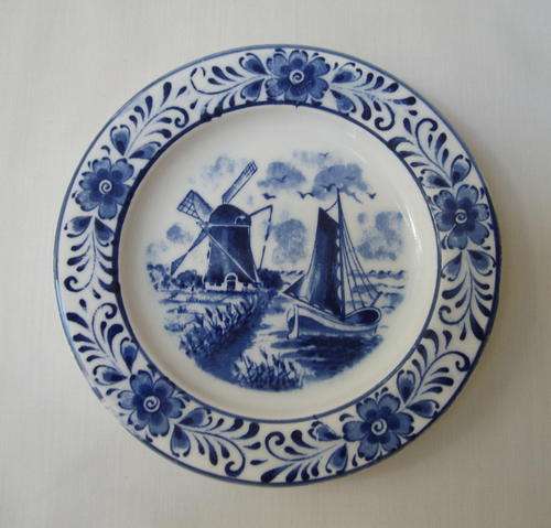 VINTAGE DELFT BLUE PLATE