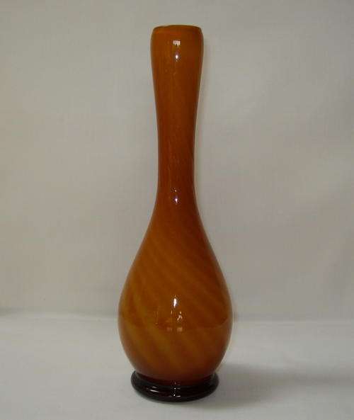 VINTAGE CORAL GLASS AMBER-CASED WHITE OPAQUE GLASS 22.5cm VASE c1960's