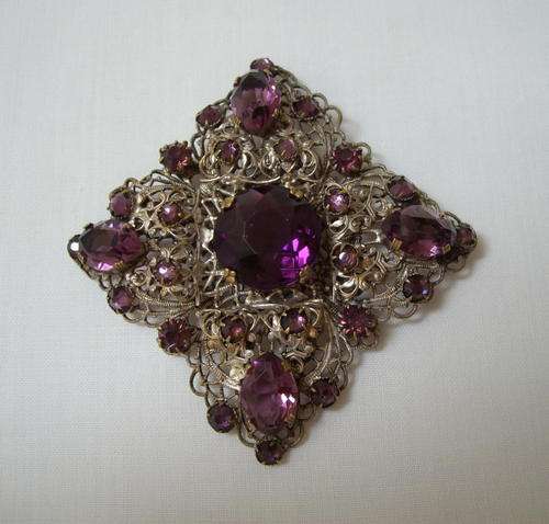 VINTAGE FAUX AMETHYST BROOCH c1940's