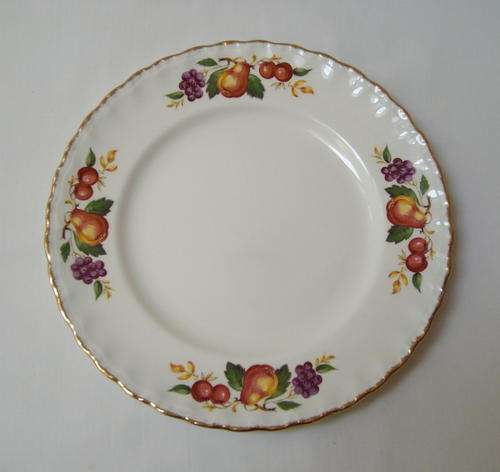 VINTAGE GRINDLEY CREAM PETAL 'ORCHARD FRUITS' 22.5cm DINNER PLATE c1954+