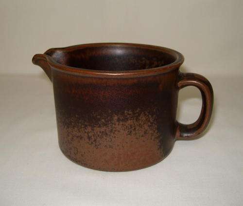 RETRO SCANDINAVIAN ARABIA 'RUSKA' 6.5cm MILK JUG by ULLA PROCOPE c1970's