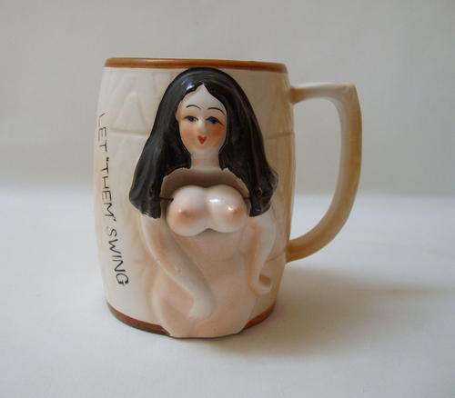VINTAGE HUMOROUS 'LET "THEM" SWING' NOVELTY BEER MUG c1950s