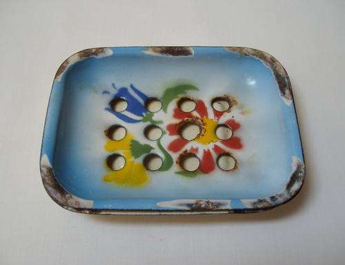 VINTAGE FLORAL ENAMEL WASHSTAND SOAP DISH