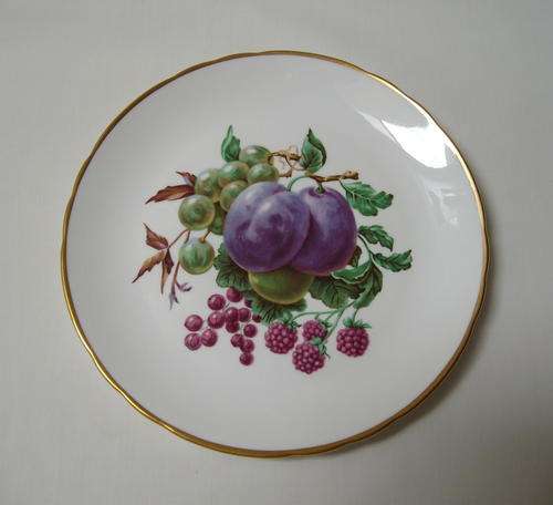 VINTAGE TUSCAN 'ORCHARD FRUITS' 20.5cm PLATE c1947+