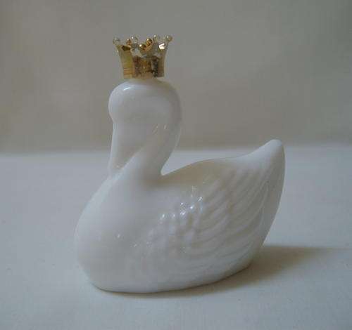 VINTAGE AVON ROYAL SWAN 'CHARISMA' EMPTY 1fl.oz. COLOGNE BOTTLE c1970s