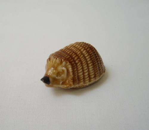 WADE WHIMSIE ~ HEDGEHOG