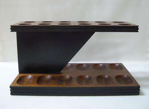 VINTAGE WOODEN PIPE STAND FOR TWELVE PIPES