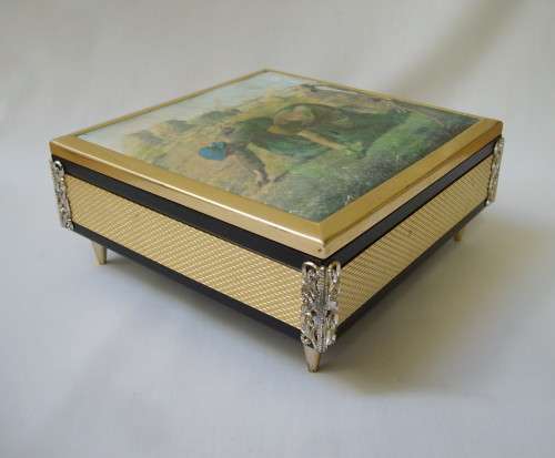 VINTAGE GINGA MADE IN JAPAN `SPANISH ROMANCE` MUSICAL JEWELLERY BOX c1960s