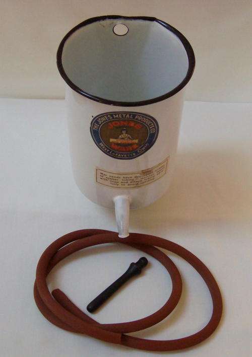 VINTAGE WWII WHITE ENAMEL ENEMA c1939-1945