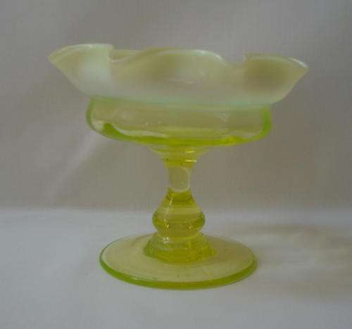 VICTORIAN URANIUM & VASELINE GLASS SWEETMEAT DISH c1900