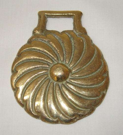 HORSE BRASS ~ PINWHEEL
