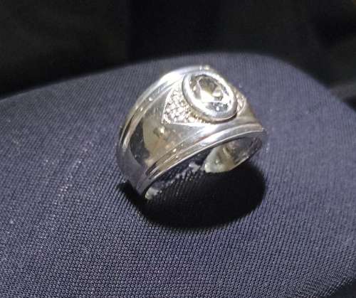 DAZZLING SOLID 925 STERLING SILVER RING!!