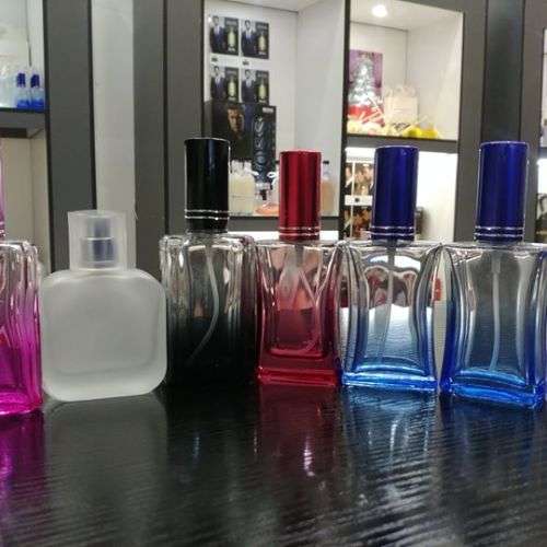 TOM FORD VIOLET BLONDE + FREE GIFT WORTH R150