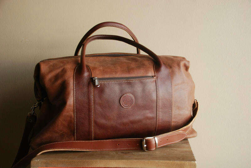 Skarf Weekend/Overnight bag - Genuine Leather - 46cm X 38cm