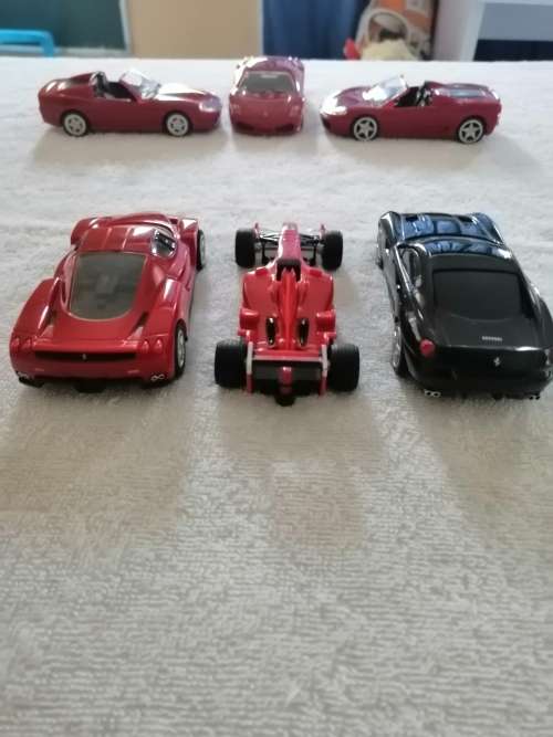 Ferrari and Shell V-Power Collectable 1:38 Toy Car Set of 6