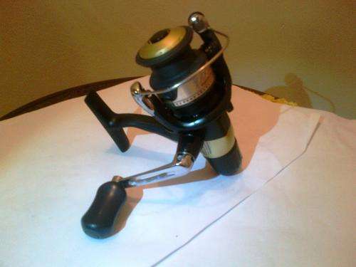 Shimano Hyperloop 1000RB- Fishing Reel **LIKE NEW**
