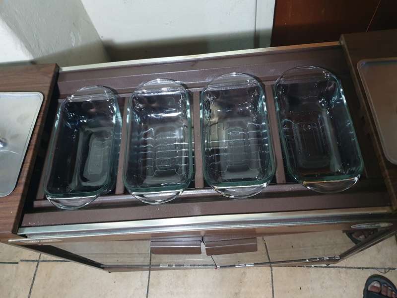 EKCO HOSTESS BY STEELCRAFT FOOD WARMER TROLLEY - COMPLETE SET DEMO STOCK.
