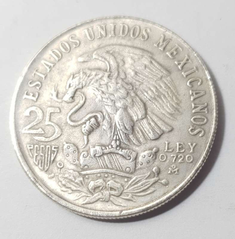1968 MEXICO SILVER 25 ESCUDOS - HOLY GRAIL OF MILLION DOLLAR ULTRA RARE COIN REPLICA.