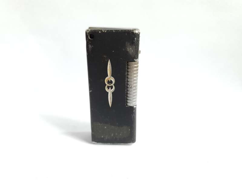 VINTAGE `PRINCE - MARQUIS` SIGNATURE ELECTRONIC GAS LIGHTER.