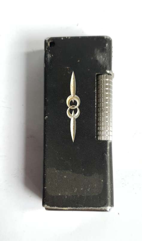VINTAGE `PRINCE - MARQUIS` SIGNATURE ELECTRONIC GAS LIGHTER.