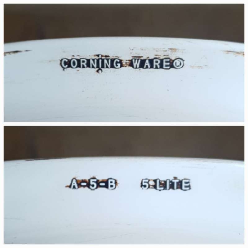 DEMO STOCK - RARE VINTAGE CORNING WARE A-5-B  5LITRE CASSEROLE WITH LID.