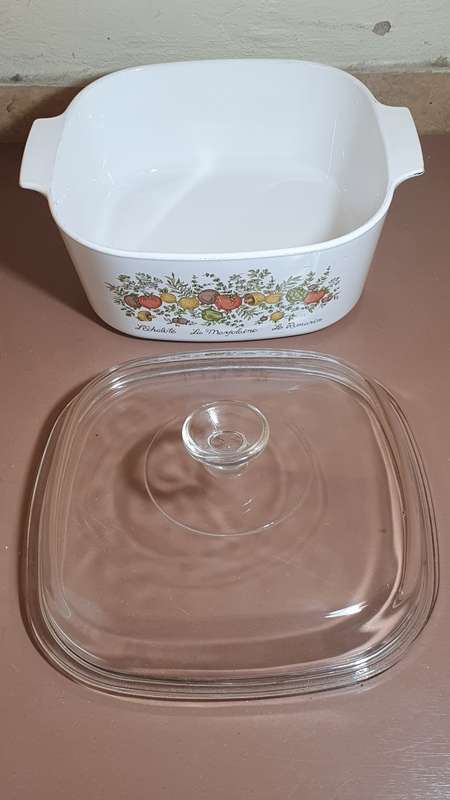 DEMO STOCK - RARE VINTAGE CORNING WARE A-5-B  5LITRE CASSEROLE WITH LID.