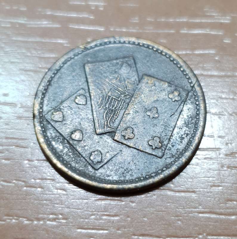 Rare 1850 Victoria Regina 3 card whist game counter gaming token.