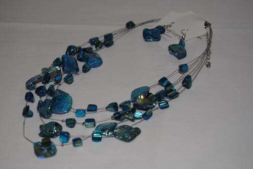 Stunning Beaded Necklace with matching earings