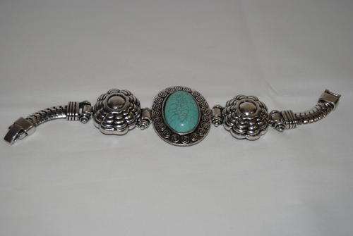 Silver & turquoise braclet