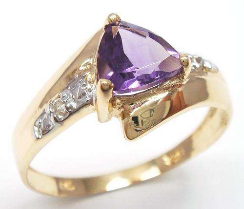 SOLID 9K GOLD MARQUISE PURPLE AMETHYST & DIAMOND RING: IN STOCK