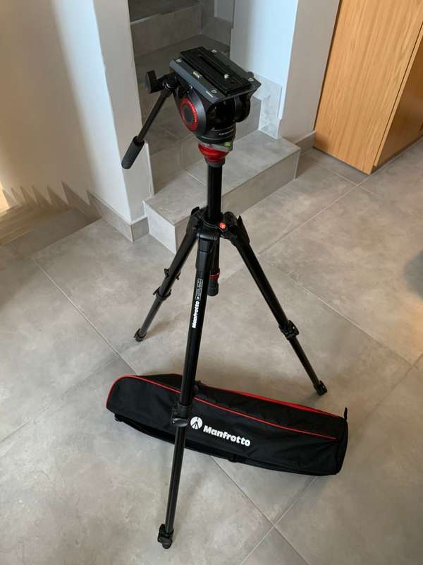 Panasonic HC-X1 4K Professional Camcorder + Extras