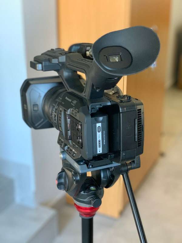 Panasonic HC-X1 4K Professional Camcorder + Extras