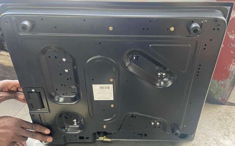 Glass Top Gas Stove - 4 Burner Ariuf