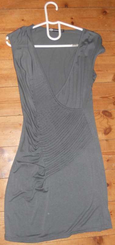 BRAND NEW STUNNING YDE BOMBSHELL DRESS!!