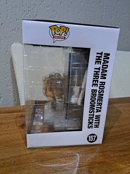 MADAM ROSEMERTA WITH THE THREE BROOMSTICKS HARRY POTTER FUNKO POP 157