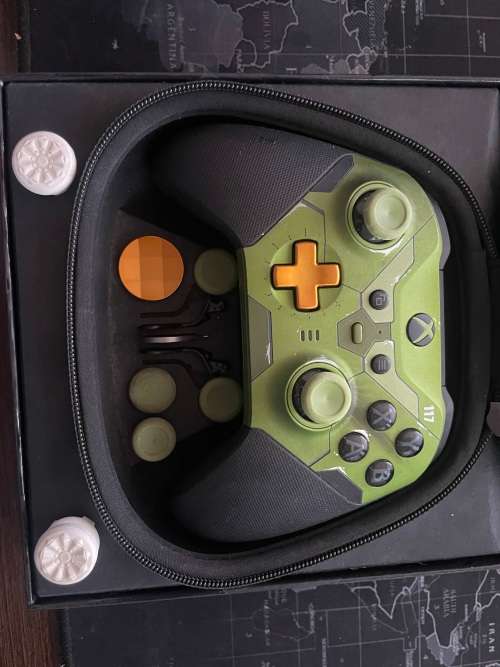 Xbox Elite Wireless Controller Series 2 - Halo Infinite Limited Edition
