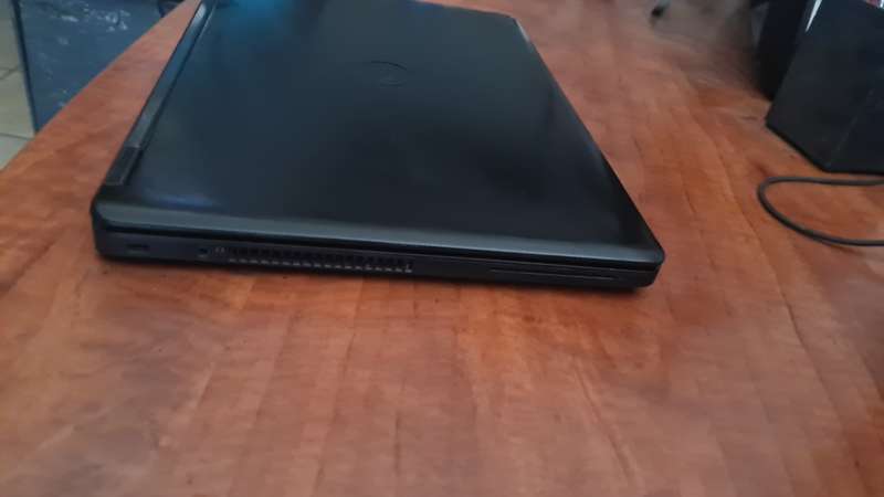 DELL LATITUDE E5450 CORE i5 5TH GEN