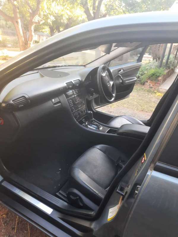Non Runner 2005 Mercedes Benz C180K