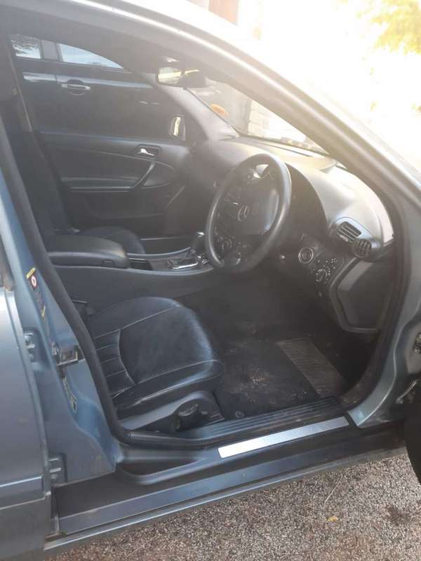 Non Runner 2005 Mercedes Benz C180K