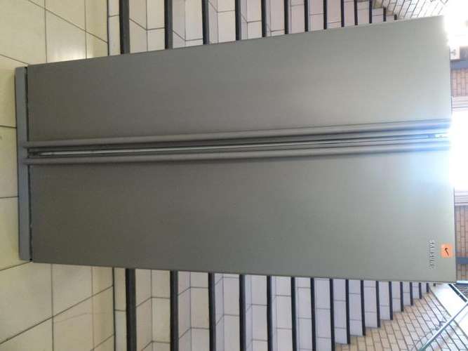 Samsung 600L side by side refrigerator with compact design...Minor Scratches