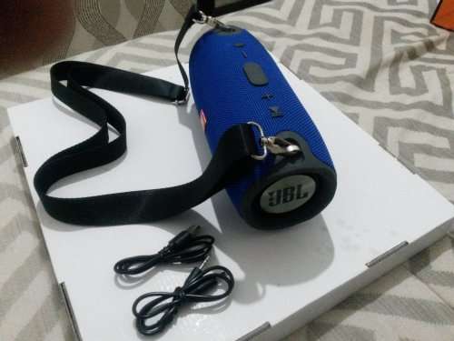 JBL mini XTREME PORTABLE WIRELESS Bluetooth SPEAKER BLUE-