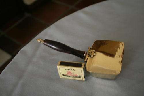 Vintage Silent Butler.