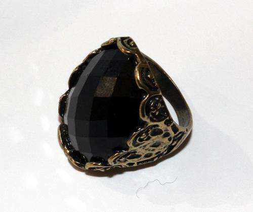 RETRO BLACK CARVED RING DESIGN ***BEST PRICE***