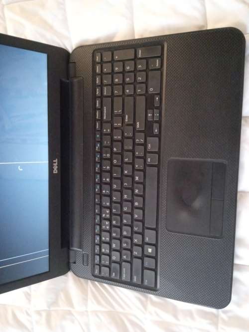 DELL INSPIRON 15 Core i3