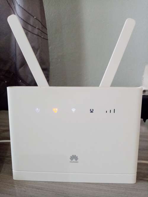 SUPER FAST HUAWEI B315 LTE WIRELESS ROUTER WITH 4 LAN PORTS
