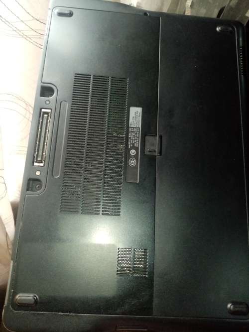 BEAUTIFUL DELL LATITUDE E7250 i5 5th GEN 12GB RAM 512GB SSD