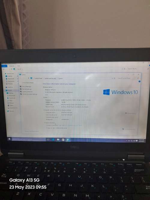 BEAUTIFUL DELL LATITUDE E7250 i5 5th GEN 12GB RAM 512GB SSD