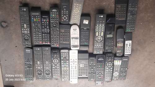 ASSORTED LOT OF REMOTES QUANTITY OF 27