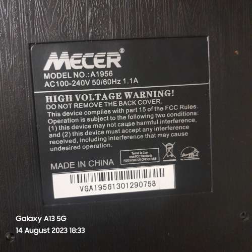 MECER A1956 19` WIDE LED MONITOR WITH BUILT-IN SPEAKERS