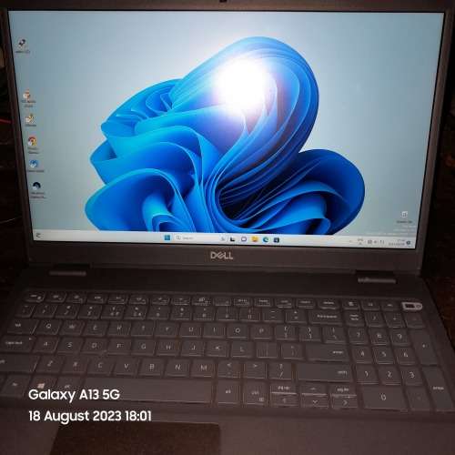 DELL LATITUDE 3510 i5 10TH GEN (LIKE NEW 9,5 OUT OF 10 CONDITION)